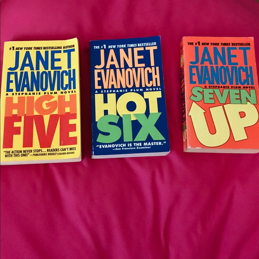 BOGO FREE🌸Lot of Janet Evanovich STEPHANIE PLUM series 5-7